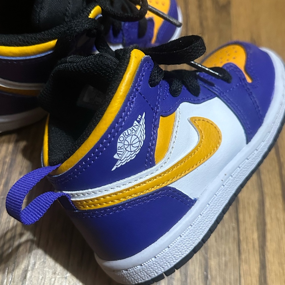 Nike Air Jordan 1 Mid Lakers Sneakers - Picture 2 of 10